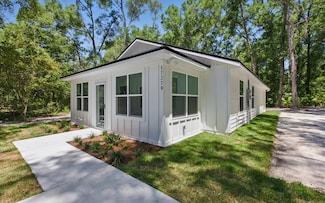 17370 SW 83rd Ct, Trenton, FL 32693