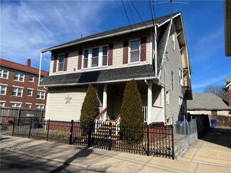 131 Daboll St, Providence, RI 02907