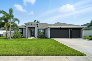 1752 Killian Dr NE, Palm Bay, FL 32905