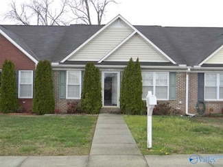 503 College St NW, Hartselle, AL 35640