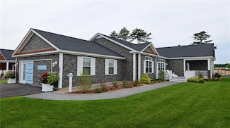 639 S Shore Village Blvd Unit E30B, South Kingstown, RI 02879