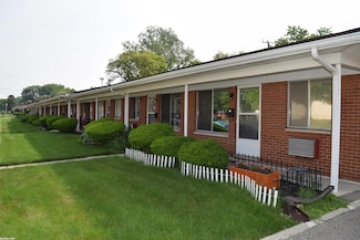 22800 Beaconsfield Ave Unit 10, Eastpointe, MI 48021