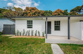 20601 Manta Dr, Cutler Bay, FL 33189