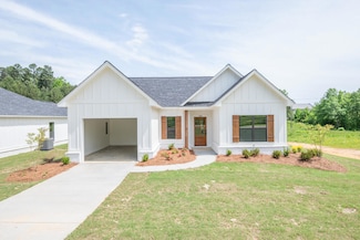 664 Ackerman St, Louisville, MS 39339