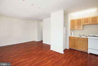 2101 17 Chestnut St Unit 1024, Philadelphia, PA 19103
