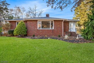 77 John E Busch Ave, Somerset, NJ 08873