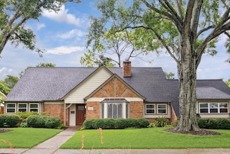 5707 Darnell St, Houston, TX 77096