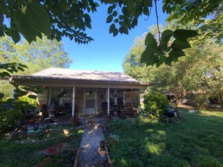 403 N Mill St, Iuka, MS 38852