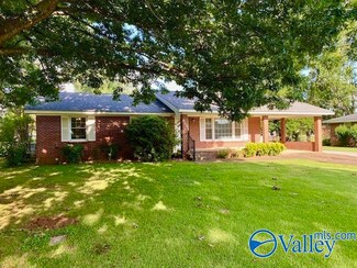 1505 Reynard St, Athens, AL 35611
