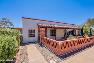 503 S Paseo Lobo Unit A, Green Valley, AZ 85614