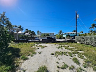 195 Indies Dr S, Duck Key, FL 33050