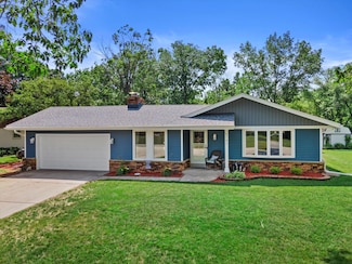5741 W Cascade Dr, Franklin, WI 53132