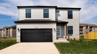3907 E Rose Glen Ct, Brookline, MO 65619