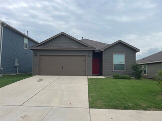 1818 Fergus Dr, Ponder, TX 76259