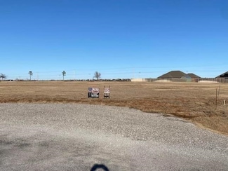 13265 NE Clearwater Cir, Elgin, OK 73538