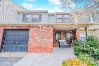 4 Stone Ct, East Brunswick, NJ 08816