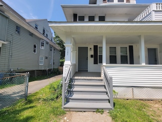 147 Edgewood St Unit 1st fl, Hartford, CT 06112