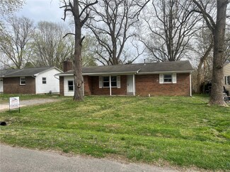 2408 Hilltop Ln, Cape Girardeau, MO 63701