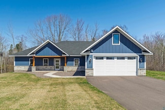 4889 Peyton Dr, Hermantown, MN 55811