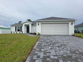 2809 NW 22nd Place, Cape Coral, FL 33993