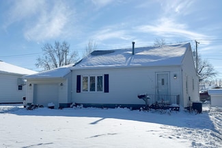 1128 Garst Ave, Boone, IA 50036