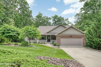 15 Chatham Ct, Crossville, TN 38558