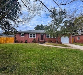 4816 Lonewillow Ln, Virginia Beach, VA 23455