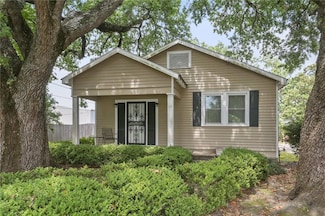 11 Gelbke Dr, Gretna, LA 70053