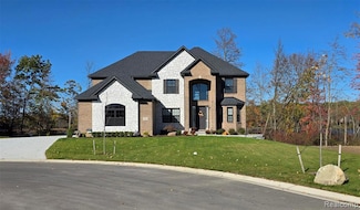 6002 Monarch Dr, Village of Clarkston, MI 48348