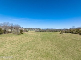 1820 Old Knoxville Rd, Tazewell, TN 37879