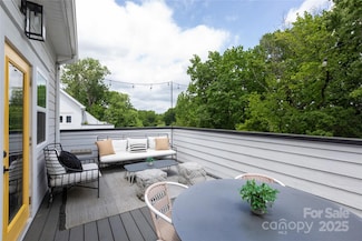 2254 Electric Ln, Charlotte, NC 28205