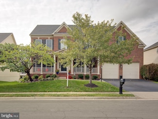 43359 Hollybank Place, Chantilly, VA 20152