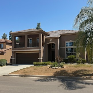 5811 W Cromwell Ave, Fresno, CA 93722