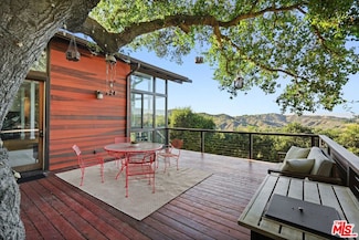 21956 Cereza Way, Topanga, CA 90290