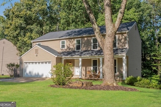 500 Barrington Dr W, Roswell, GA 30076