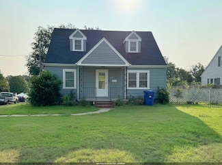 1804 Elm St, Hays, KS 67601