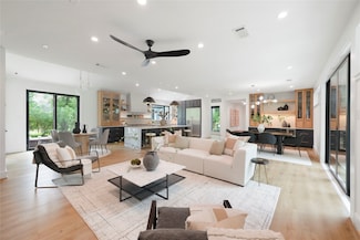 5510 Harvest Oak Landing Dr, Spring, TX 77386