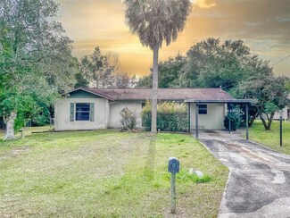 21310 SW Plantation St, Dunnellon, FL 34431