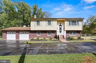 461 Lewistown Rd, Columbus, NJ 08022