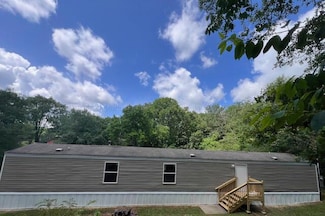 8614 Honeysuckle Ln, Warrior, AL 35180