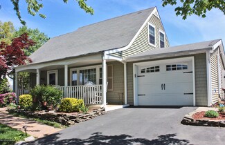 84 Idolstone Ln, Matawan, NJ 07747