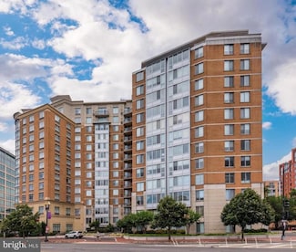 555 Massachusetts Ave NW Unit 1311, Washington, DC 20001