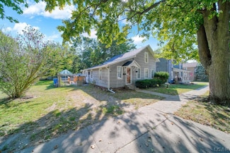 402 Pearl St, Morenci, MI 49256