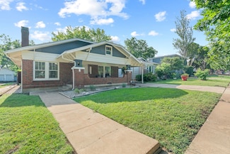 3233 Lipscomb St, Fort Worth, TX 76110