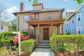 127 Sumner Rd Unit 1, Brookline, MA 02445