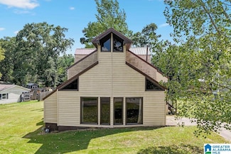 501 Foxfire Dr, Gardendale, AL 35071