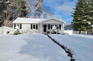 31 Willey St, Albany, NY 12203