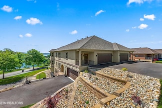 2414 Grand View Ct, Kingston, TN 37763