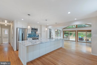 4725 Boiling Brook Pkwy, Rockville, MD 20852