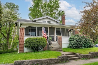 400 Celtic St, Akron, OH 44314